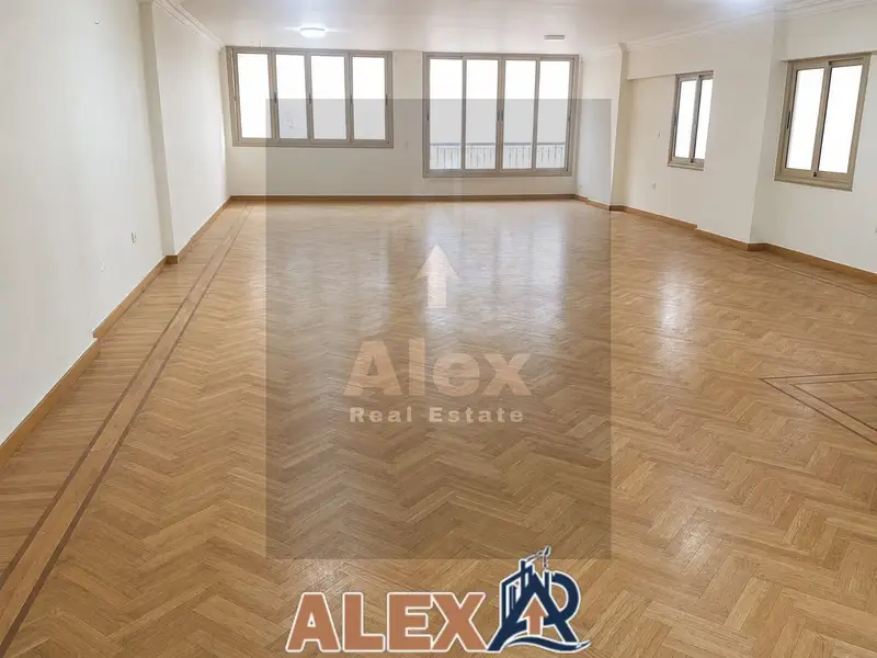 Office for administrative rent in Smouha, Mostafa Kamel Street