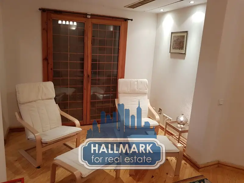 Fully furnished 340 sqm apartment with a private garden in Shuwaifat, New Cairo