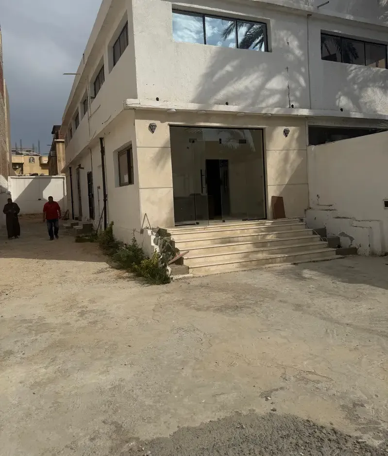 معرض 500 متر للايجار في الاسكندرية