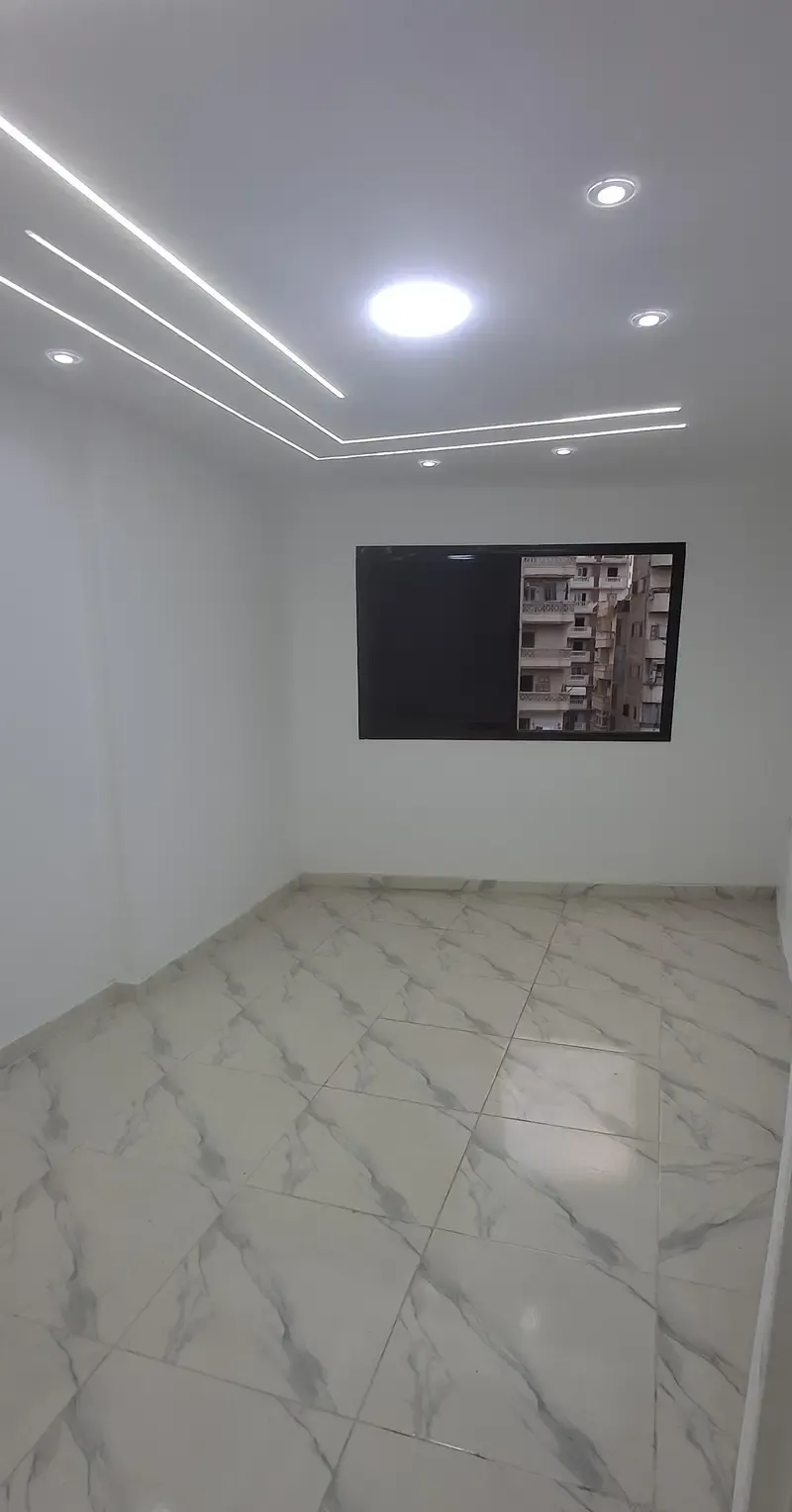 Apartment for rent in Al-Essawy, 10th floor, 2 bedrooms and reception