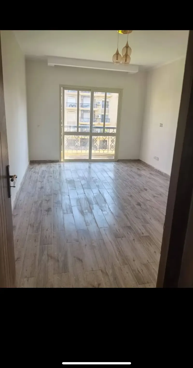 131 sqm apartment in Rehab 2, ultra super lux finishing