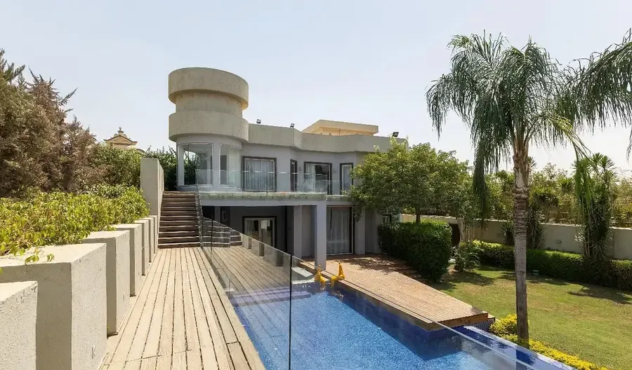 Furnished Villa for Daily Rent in Sheikh Zayed, Beverly Hills Compound