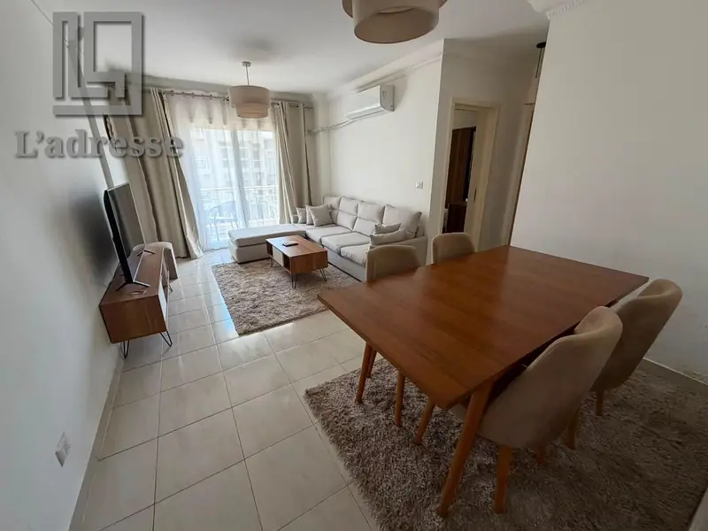 Furnished apartment for rent in Madinaty B10 with garden view