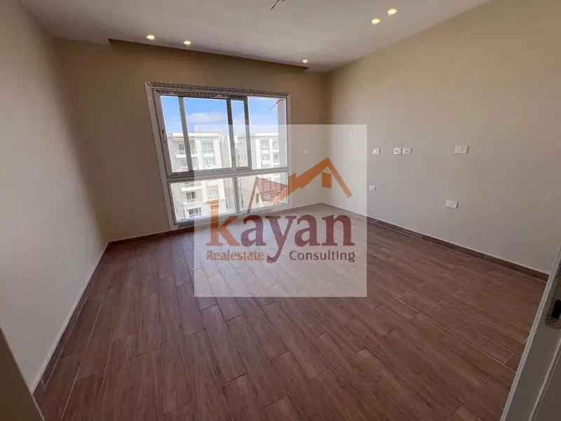 Apartment for rent in Hyde Park Compound