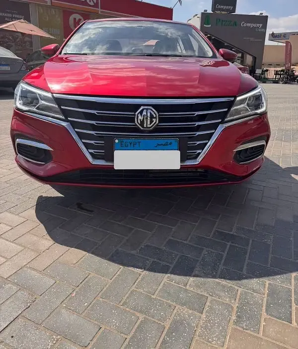 MG 5 للايجار