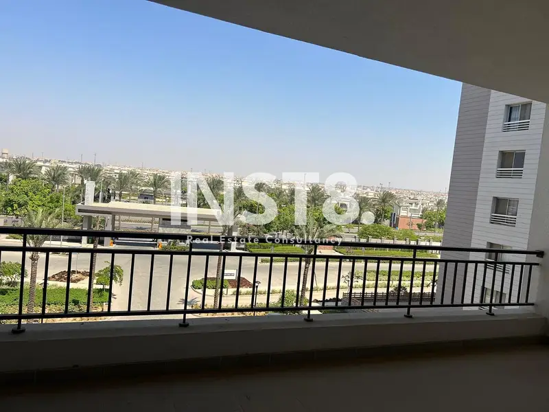 First-use apartment with 2 bedrooms and ACs for rent in Cairo Festival City