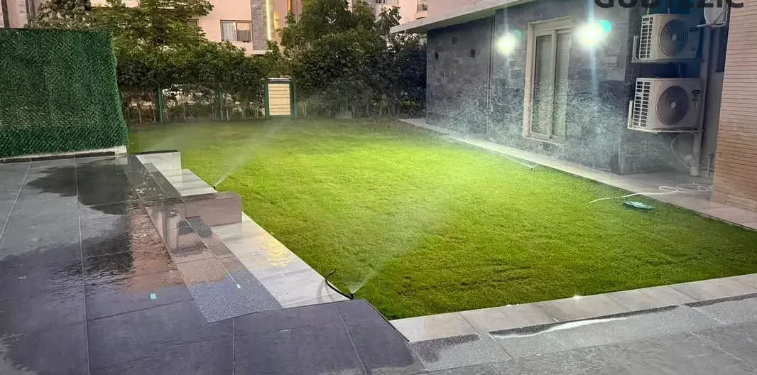 Fully furnished ground apartment with private garden in Galleria Moon Valley