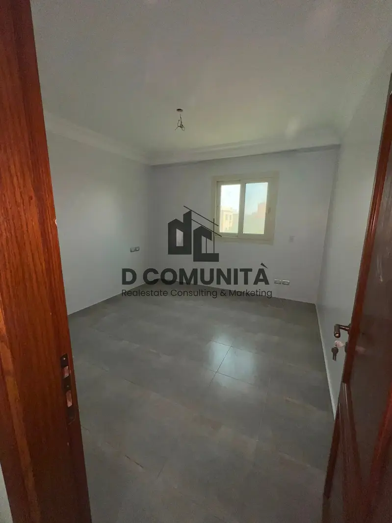 Apartment for rent, super lux finishing, East of Academy