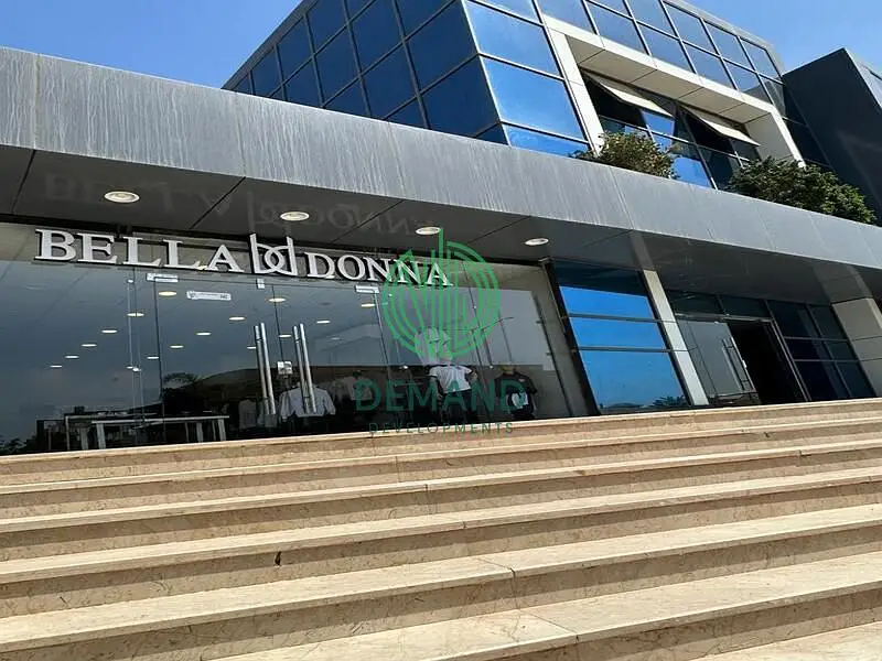 130 sqm Shop for Rent in Zayed Dunes Mall, Sheikh Zayed