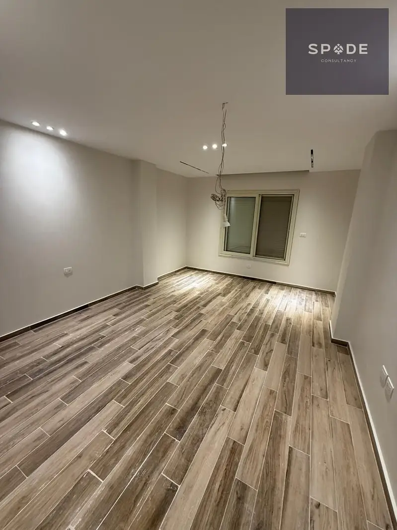 Semi-furnished duplex for rent in Promenade Compound, 255 sqm