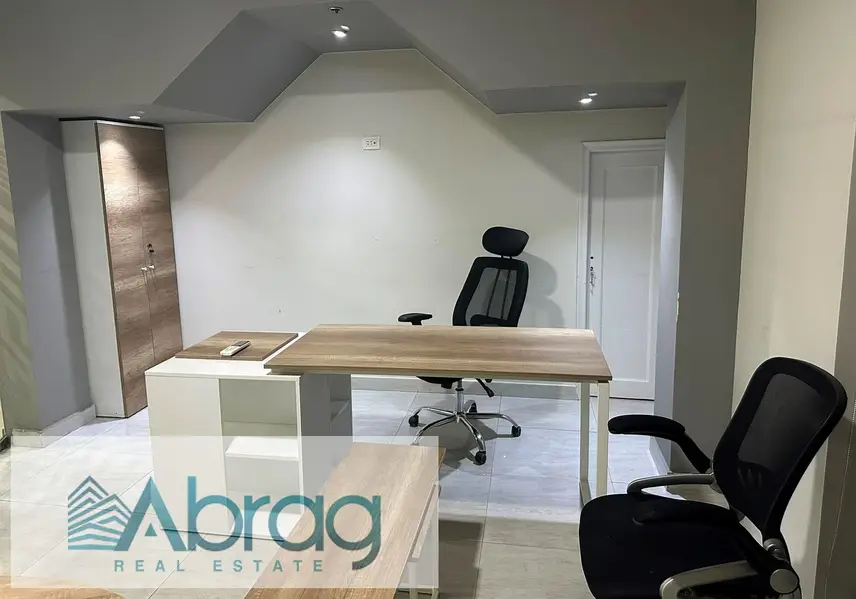 Office for rent 80sqm in The Courtyard Mall, Sheikh Zayed