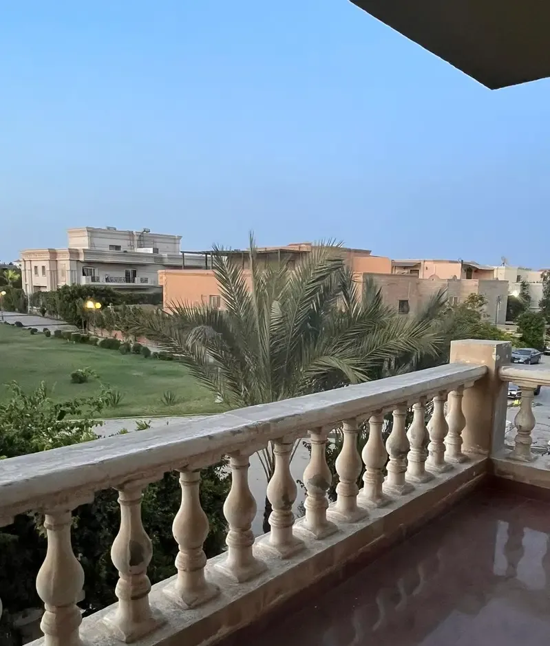 فيلا مستقلة للايجار بكمبوند النسايم 6 اكتوبر