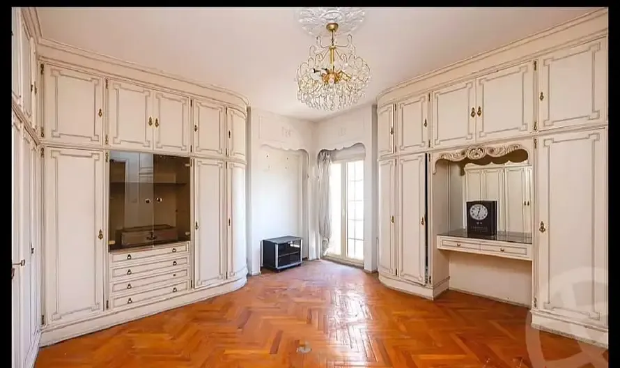 190sqm Apartment for Rent Directly on Abu Qir Street - Sidi Gaber