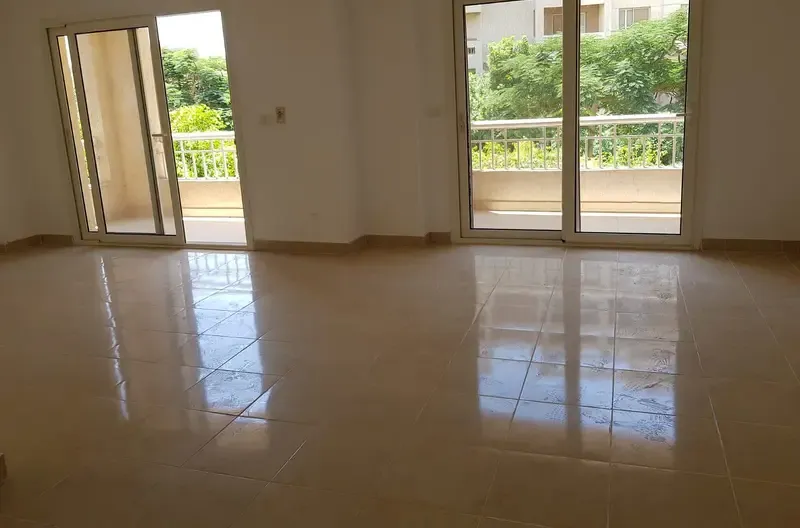 Apartment for rent in Madinaty, directly next to services