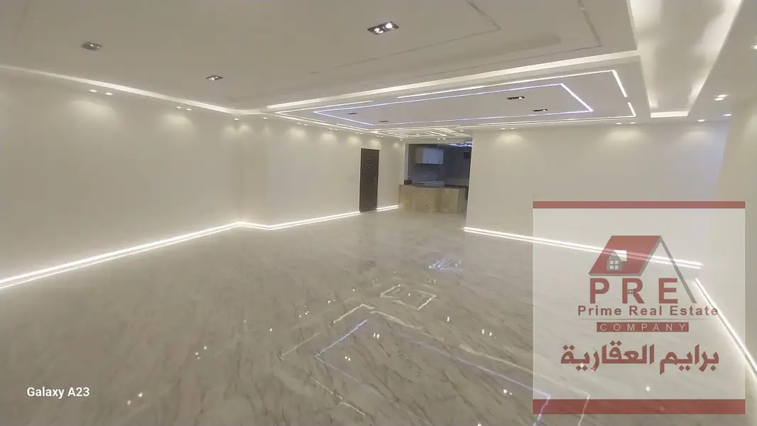 شقة للايجار في ميامي على البحر مباشر