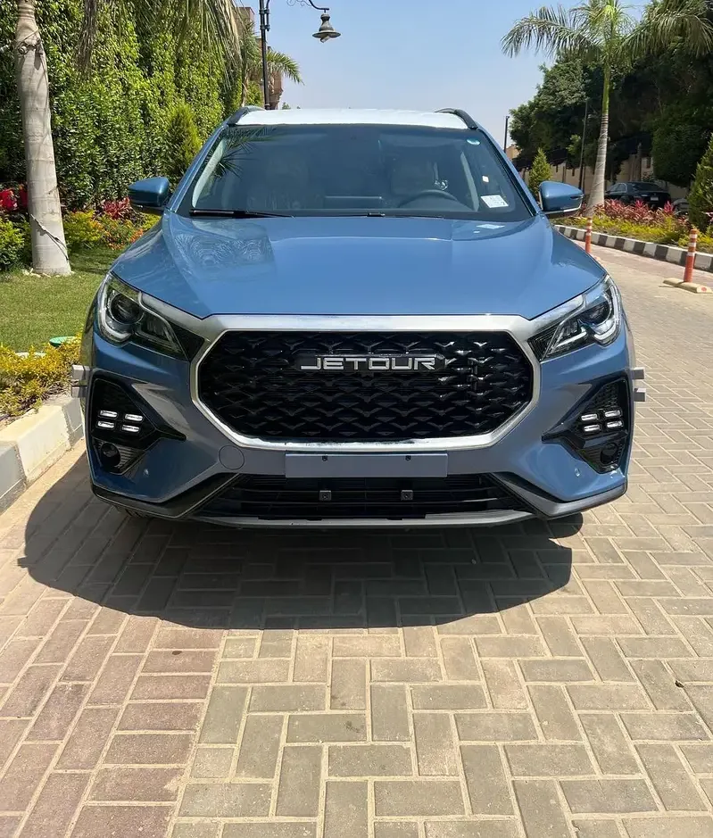 إيجار سيارة SUV جيتور X70 موديل 2027 عائلية 7 مقاعد