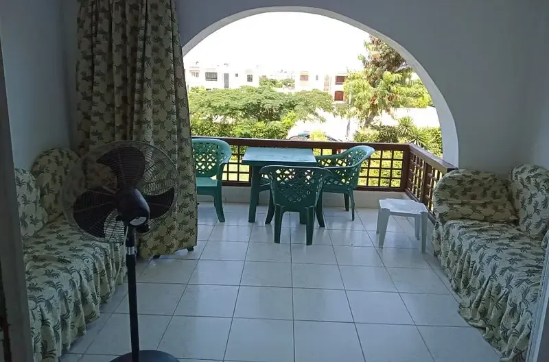شاليه مميز للإيجار في مارينا 6 بإطلالة على البحيرة