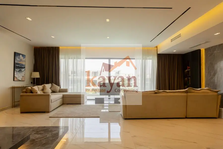 Penthouse for rent in Lake View Residence | Spacious roof