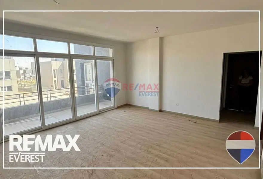 Penthouse for rent in Kayan - Type A