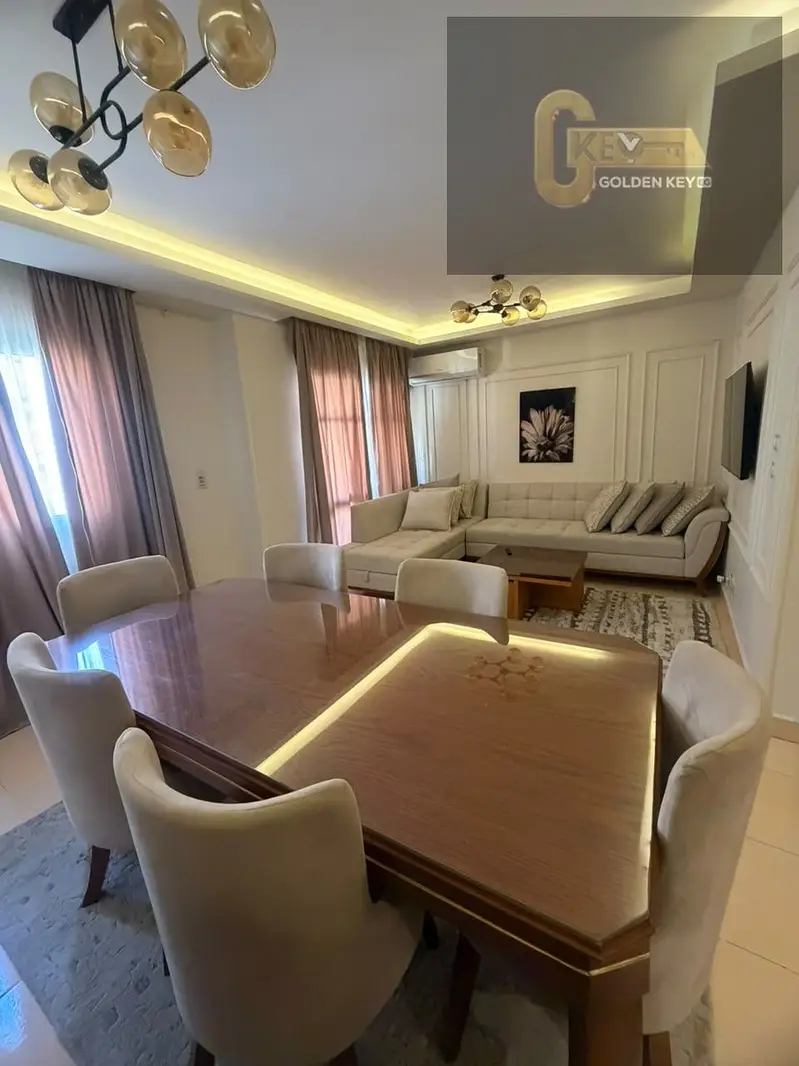 شقة للإيجار في مدينتي تشطيب Ultra Super Lux