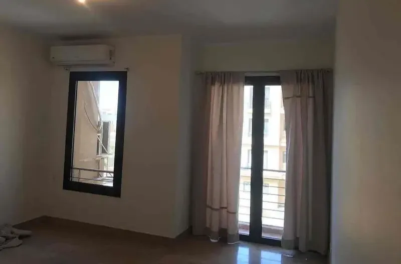 شقة للايجار بكمباوند كازا بالشيخ زايد