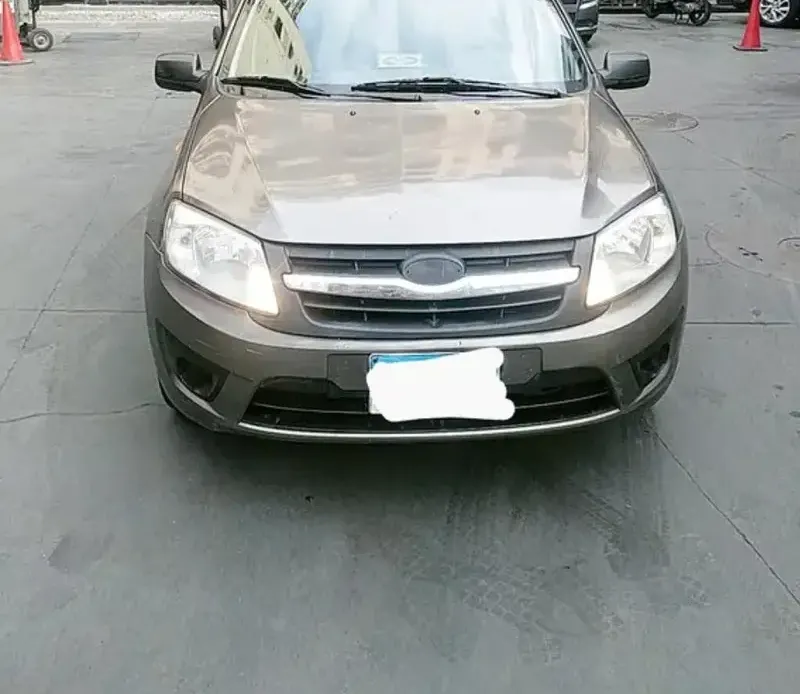 سيارة للايجار بسائق او بدون