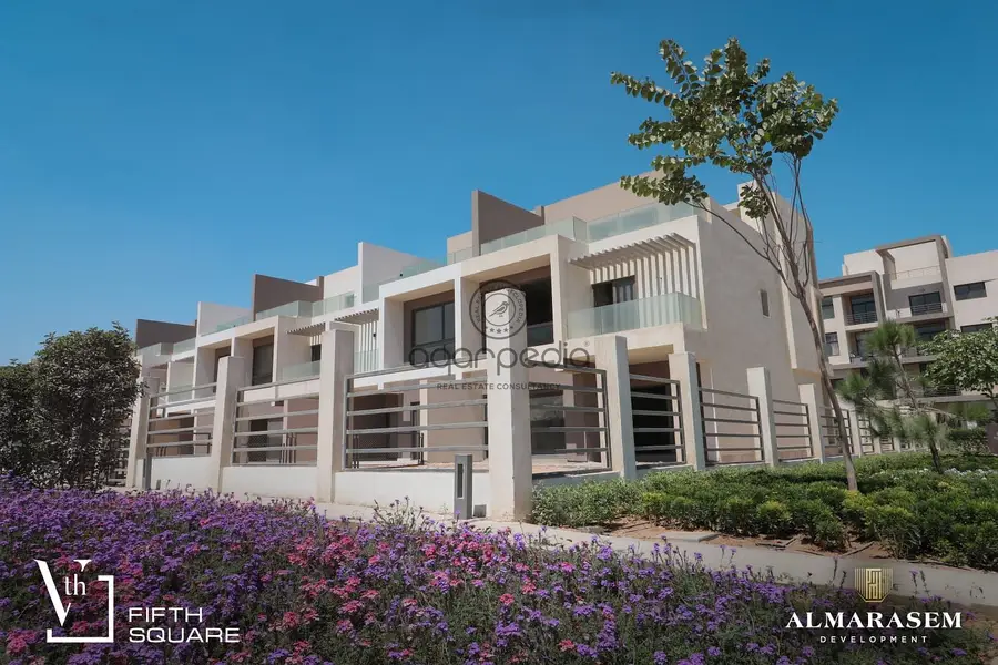 Apartment for rent in Fifth Square - Al Marasem