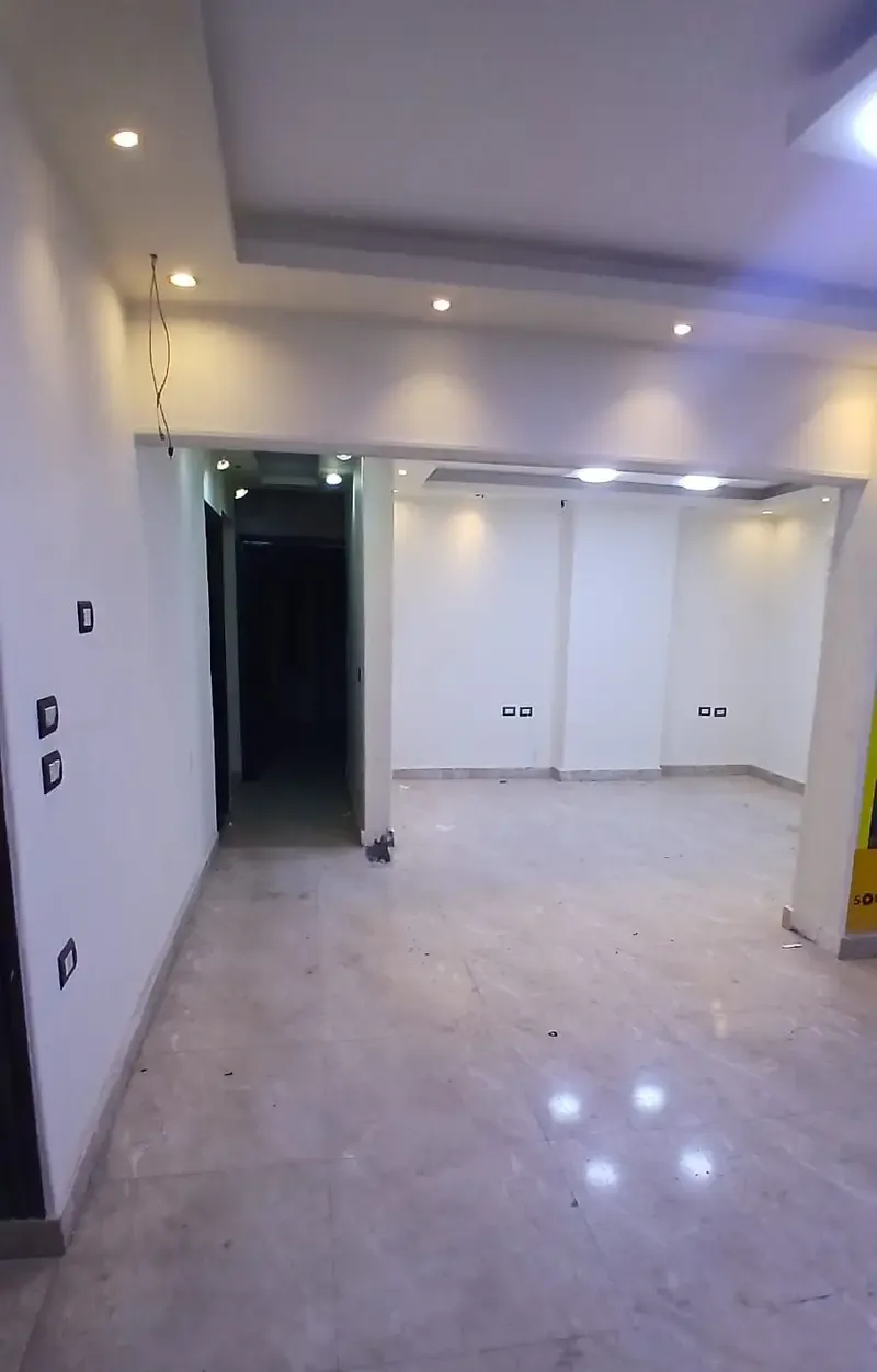 Administrative office for rent in Masaken Sheraton Airport, 140 sqm