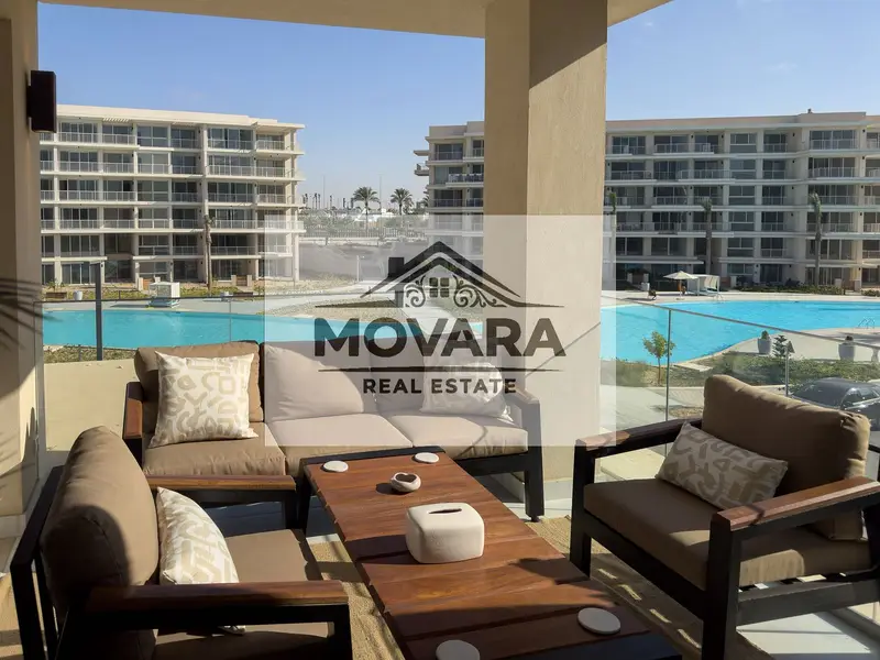 Luxurious chalet for rent with a direct view of the lagoon in Marassi
