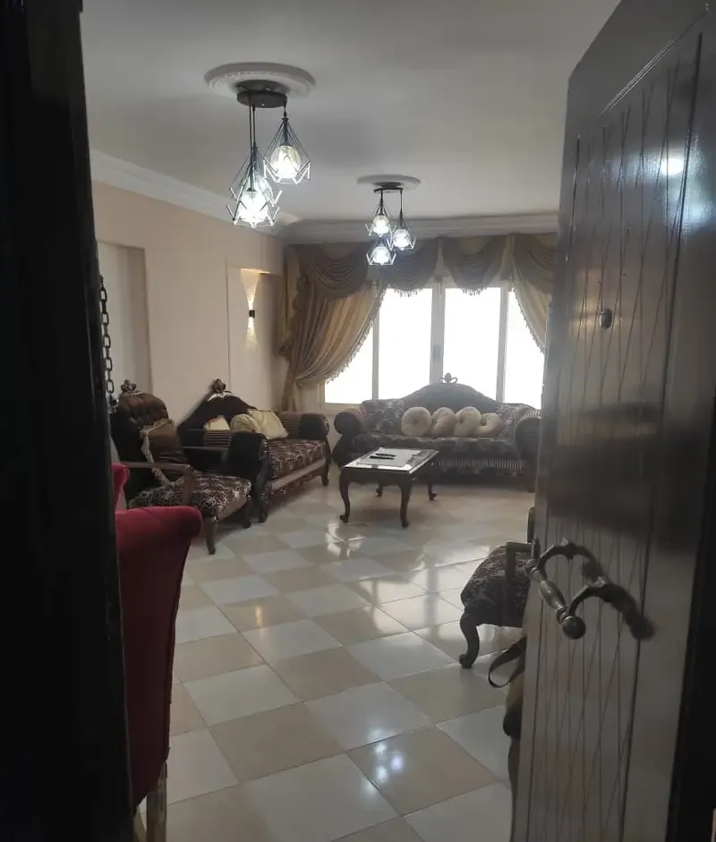 شقة مفروشة للإيجار السنوي – سموحة