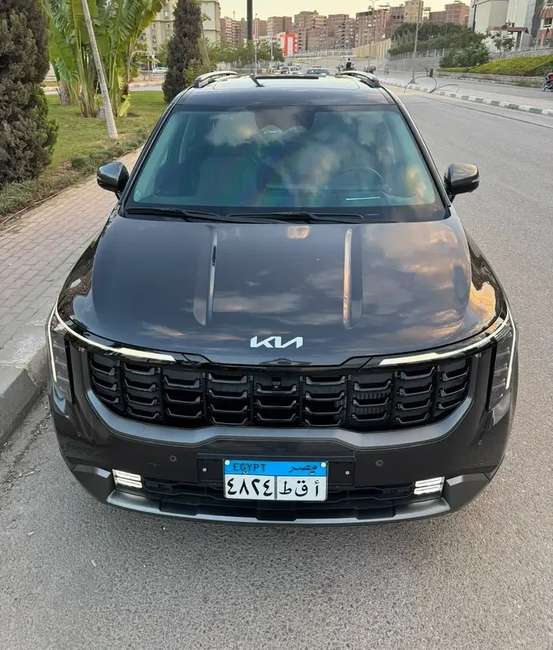 Kia Carnival 2026 للإيجار بالصوّاق في الدقي