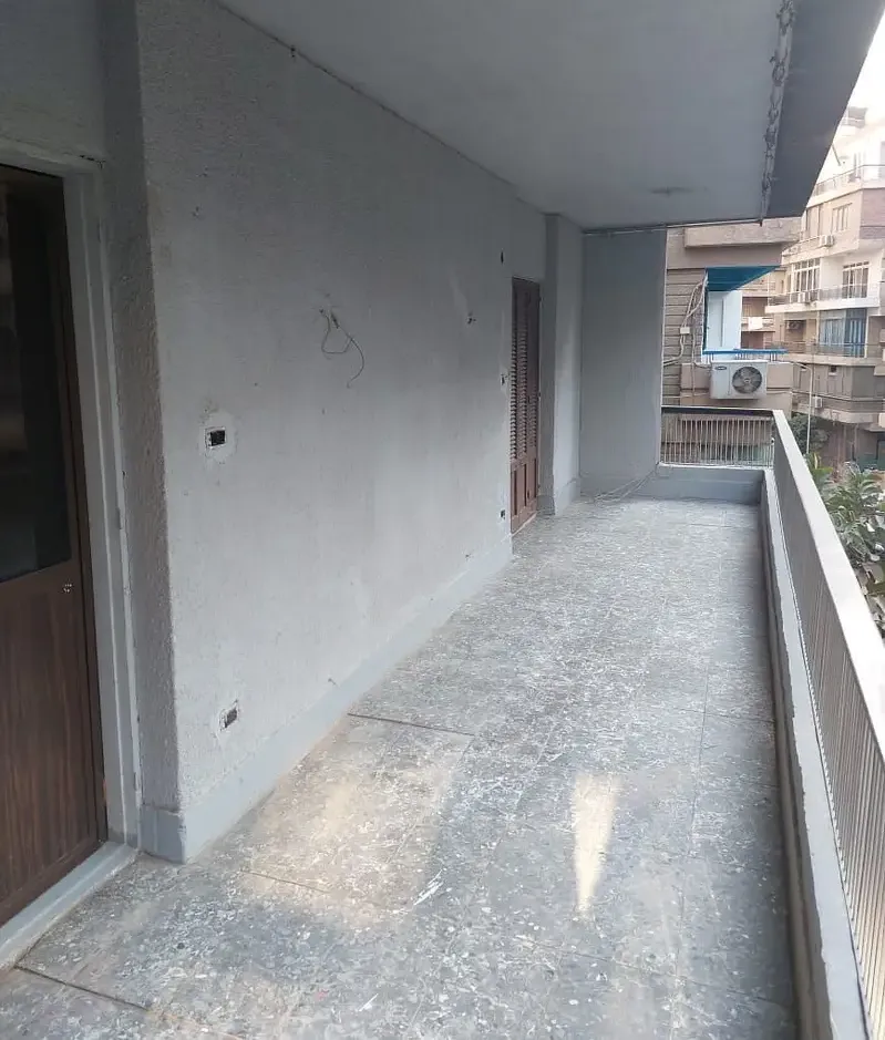 Office for rent in Mohandessin, 250sqm, 2nd floor