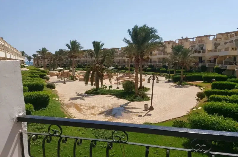 Chalet directly on the pool and very close to the sea | 70 sqm