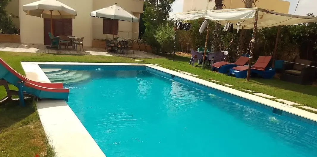 فيلا للايجار اليومي في كومباوند ساندوريني