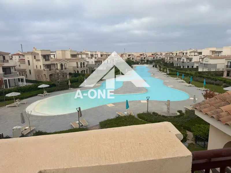 Villa for rent in Marassi Salerno directly on the lagoon