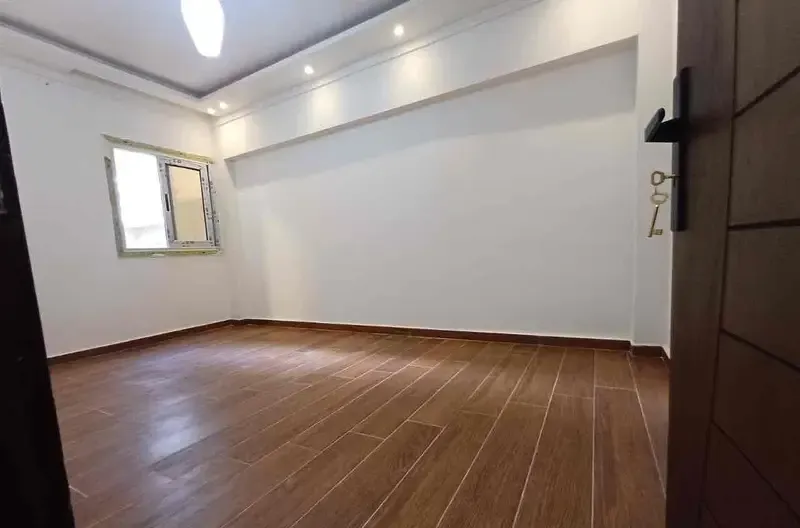 Administrative office for rent in Laurent, steps from the sea, 140 sqm