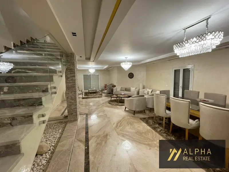 Luxurious Villa for Rent in Mountain View Hyde Park
