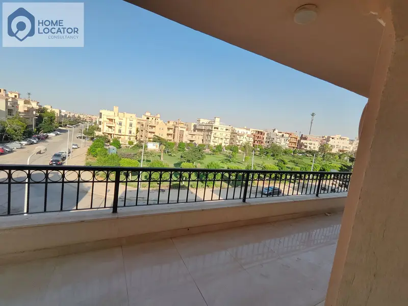 شقة للإيجار دور ثاني فيو حديقة بجوار مسجد حسن الشربتلي بالتجمع