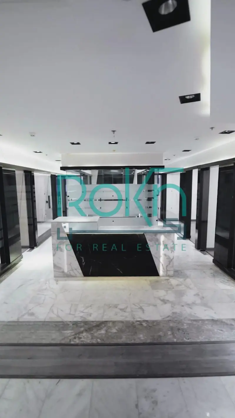 Corner Administrative Office 237 sqm – 8 Offices + Kitchenette