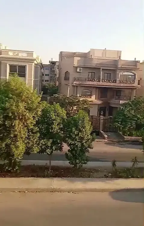 شقة 180م سوبر لوكس بالحى الثانى التجمع الخامس