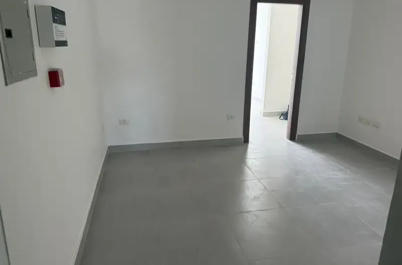 Office or clinic unit for rent in Centro Mall, Sheikh Zayed