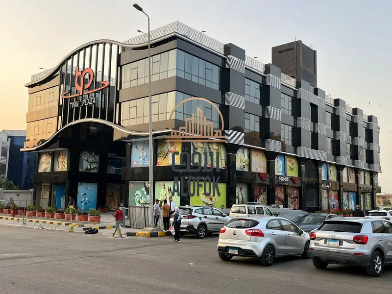 Commercial showroom for rent in 5th Settlement, 400 sqm