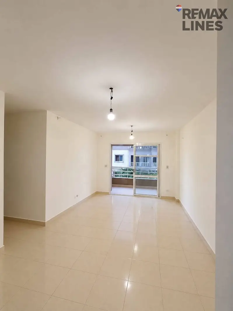 Apartment for rent in Madinaty B6 with a direct sea view