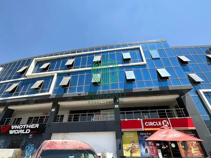 Shop for rent 127 sqm in Zayed Dunes Mall, Sheikh Zayed
