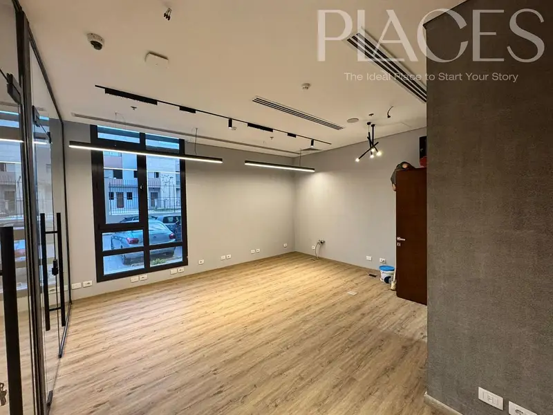 Office for rent in District 5, 5th Settlement