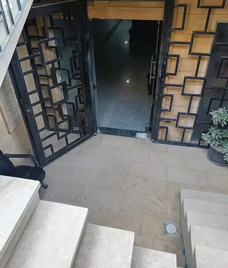 Office for rent in Zahraa Al Maadi, Super Lux finishing