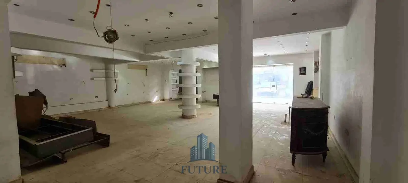 محل للايجار بشارع رئيسي بالمهندسين