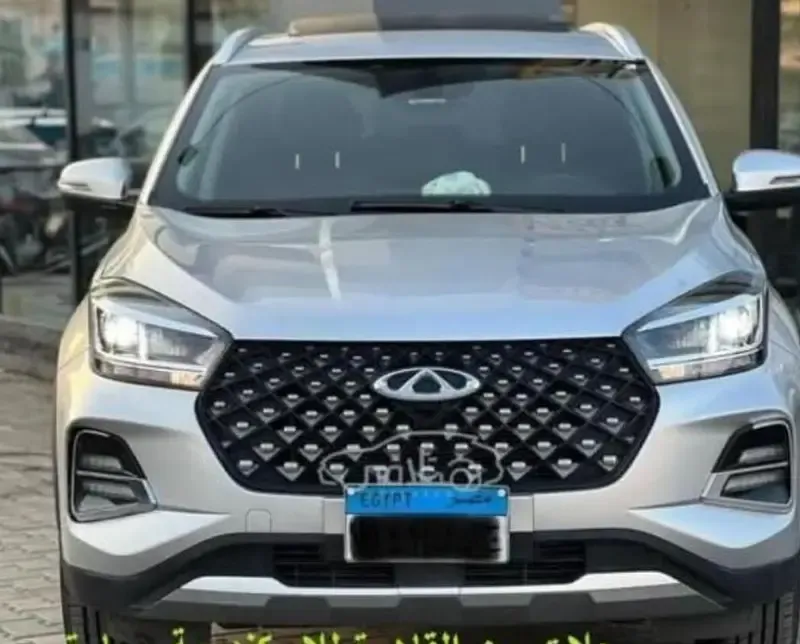 SUV car for rent with driver in Giza and Cairo