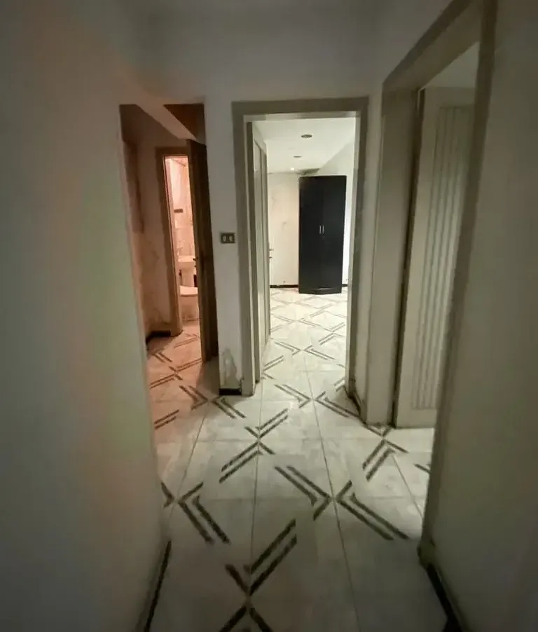 Office for rent, super lux finished, off Sherif St.