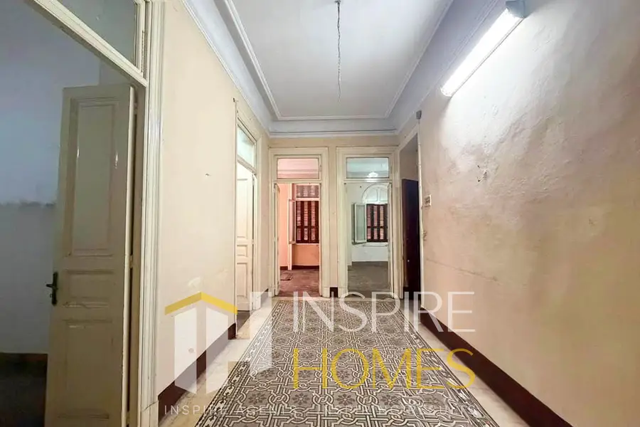Administrative office for rent in Azarita, steps from the tram